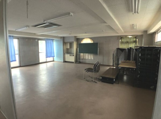 スターヒルズマルサンの内装