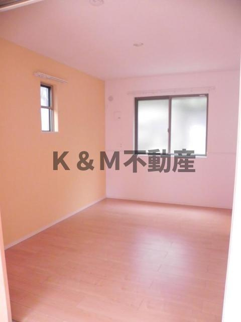 フレグランスの居間・リビング|こちらのリビングで趣味の時間をお楽しみください