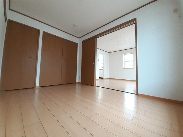 コモドジラソ－レの内装
