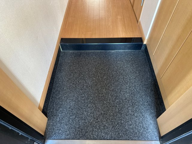 ストークコーポ大津茂のキッチン|キッチン吊戸棚