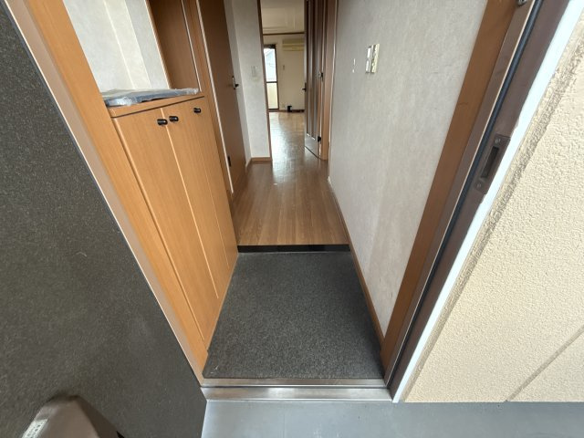 グラッチェⅡ番館の収納|下駄箱