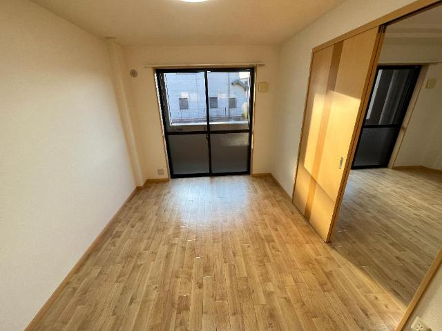 プレッソリーバの内装|洋室