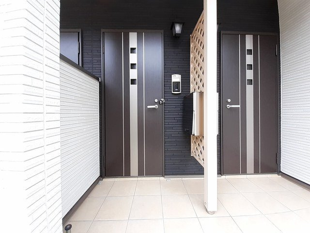 Ｒグレイ砥堀のエントランス