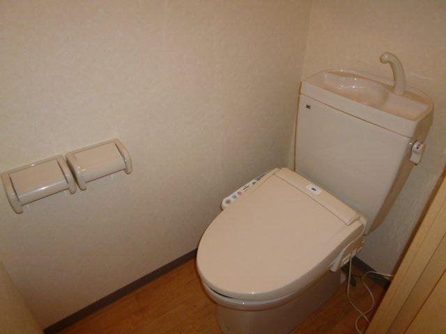 メープルガーデンのトイレ|シャワー付トイレ