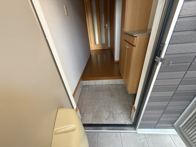 フェリア糸井Ｃの玄関