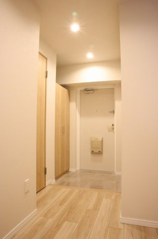 朝日プラザフロンテージ助任橋の玄関
