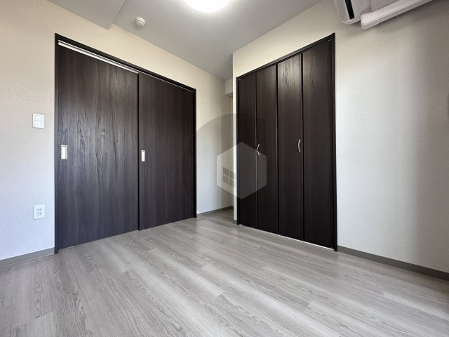 ラックフィールドの寝室