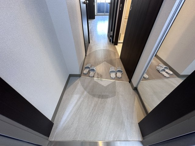 ラックフィールドの玄関