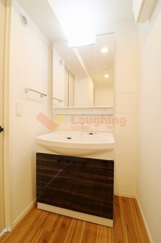 ムーンコート梅満の洗面所|コンパクトで使いやすい洗面所