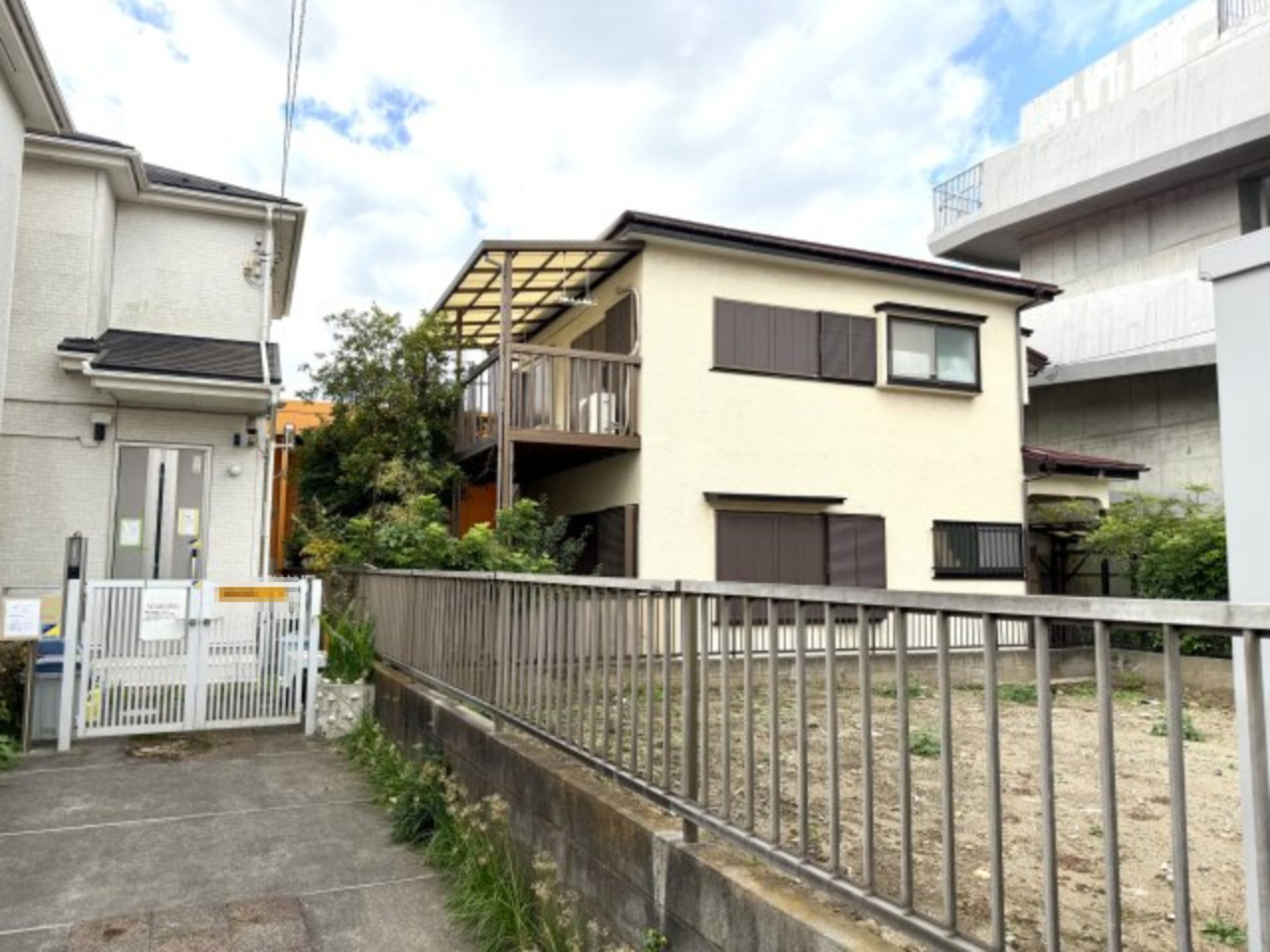 海まで徒歩10分！建築条件なしの更地渡しの売地の外観