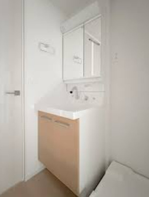 【独立洗面台】 | エルファーロ神楽坂 | ※同タイプの別の部屋の写真です