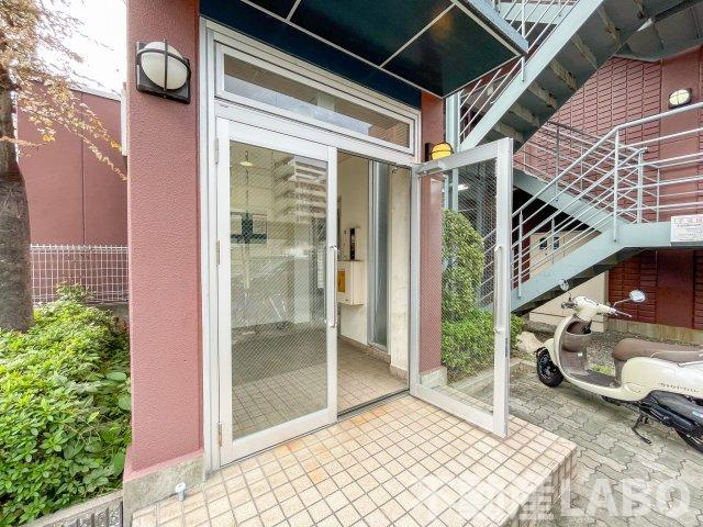 スクアドラーのエントランス