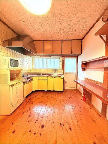 黒木町桑原店舗付き住宅のキッチン