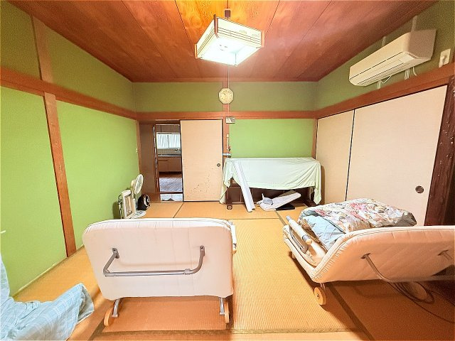 黒木町桑原店舗付き住宅の和室