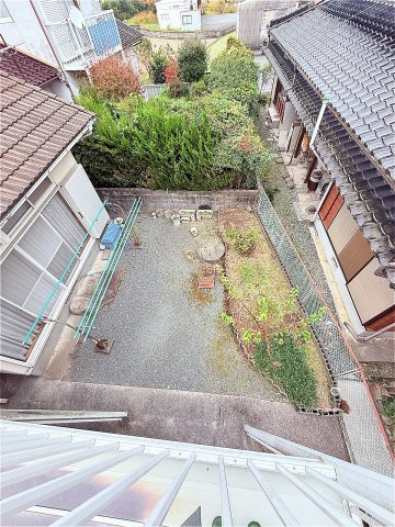 黒木町桑原店舗付き住宅の庭