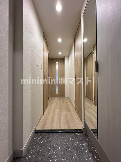 プレサンス堺筋本町エグゼブランの玄関