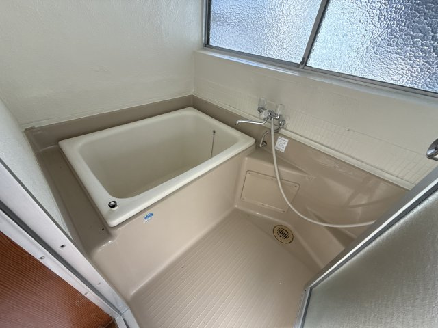 黒田荘の浴室