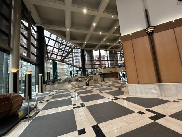 ピアスタワーのエントランス