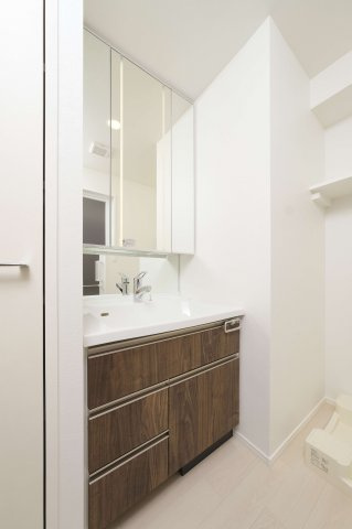 エンクレスト博多駅南FITの洗面所|洗面所です