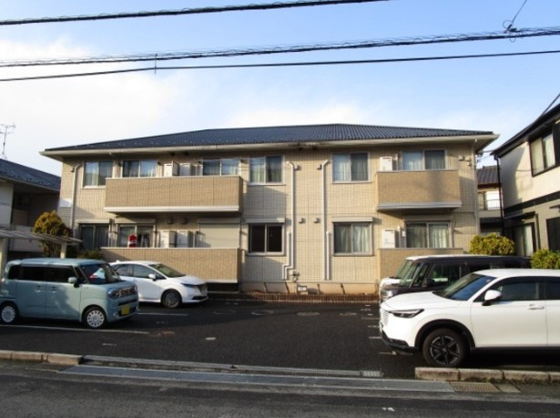 シャルマン市川の外観