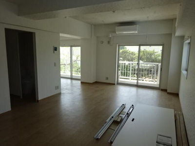 【居間・リビング】 | 東ビル