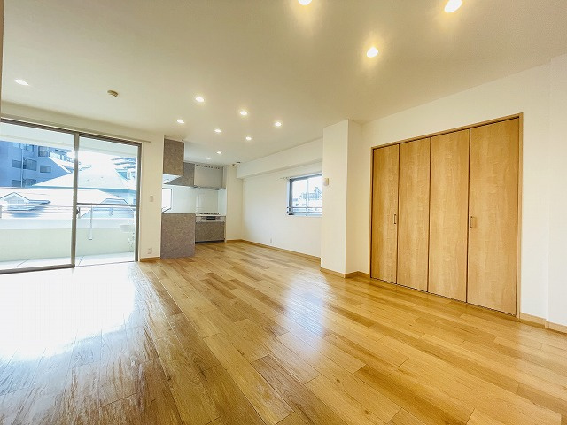 【居間・リビング】 | アルフィーネ大橋Ⅱ