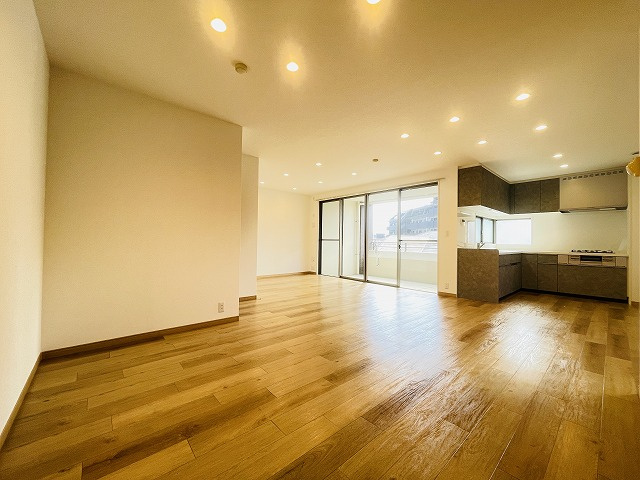 【居間・リビング】 | アルフィーネ大橋Ⅱ