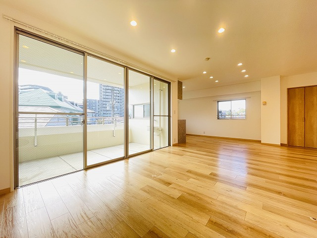 【居間・リビング】 | アルフィーネ大橋Ⅱ