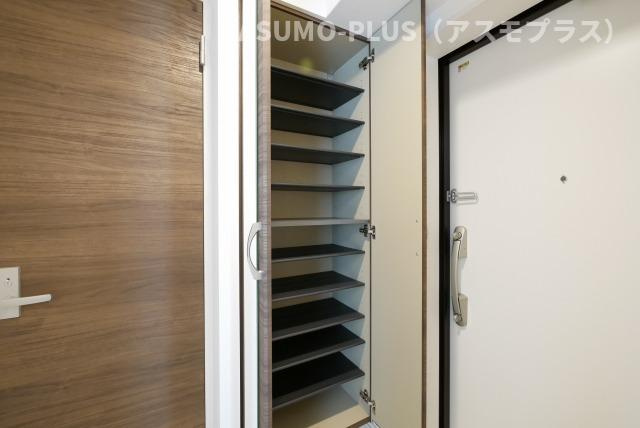 ＬＩＦＥＦＩＥＬＤ　ＪＲ二日市駅前の収納|別号数タイプ