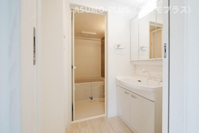 ＬＩＦＥＦＩＥＬＤ　ＪＲ二日市駅前の収納|別号数タイプ