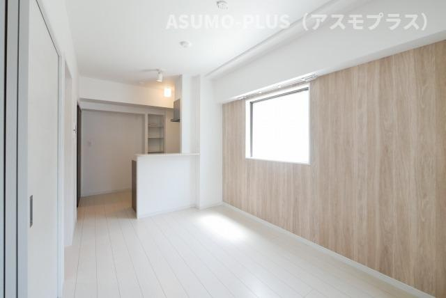 ＬＩＦＥＦＩＥＬＤ　ＪＲ二日市駅前の居間・リビング|別号数タイプ