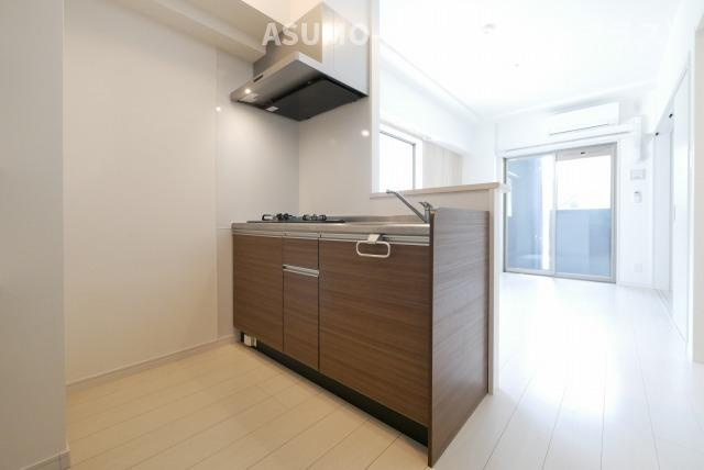 ＬＩＦＥＦＩＥＬＤ　ＪＲ二日市駅前の居間・リビング|別号数タイプ