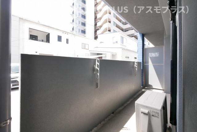 ＬＩＦＥＦＩＥＬＤ　ＪＲ二日市駅前のバルコニー|別号数タイプ