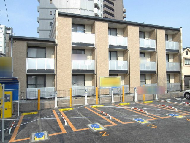 レオパレスＣａｍｅｌｌｉａ池袋の外観