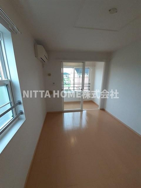 アンファミーユⅡの居間・リビング|リビング１１．７帖あります＊