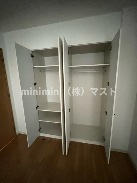 エルセレーノ上本町レジデンスの収納