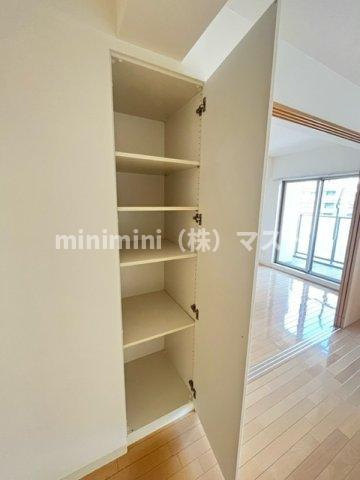 エルセレーノ上本町レジデンスの収納