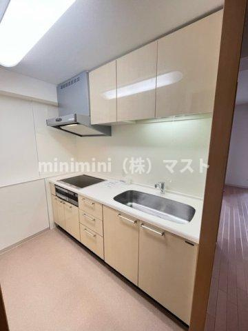 エルセレーノ上本町レジデンスのキッチン