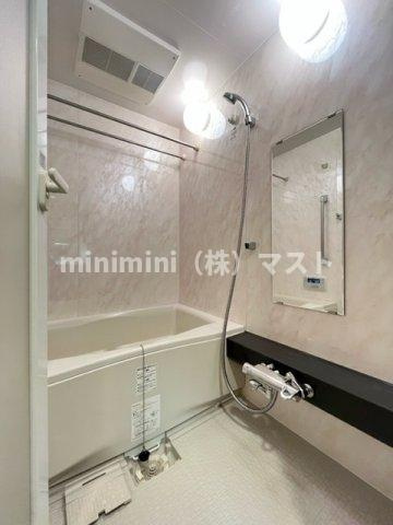 エルセレーノ上本町レジデンスの浴室