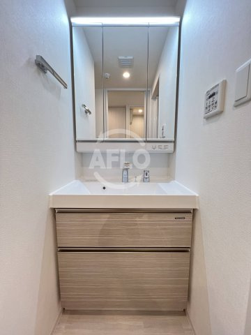 シーズンフラッツ新町の洗面所|シーズンフラッツ新町　独立洗面台　