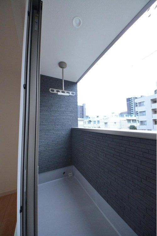 庚午中1丁目のバルコニー|南向きの広いバルコニー