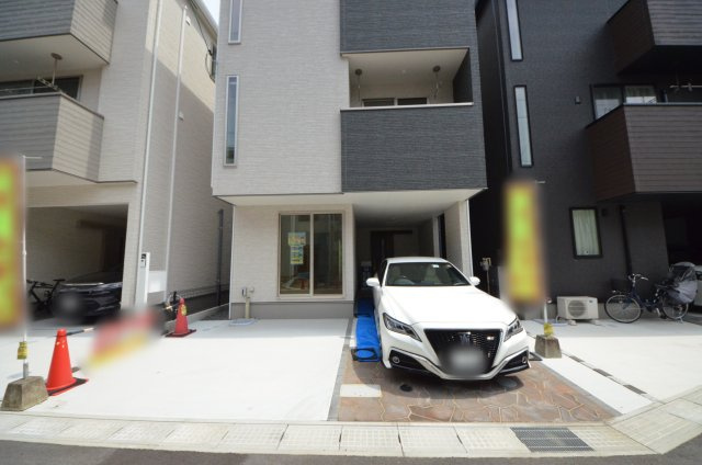 庚午中1丁目の駐車場|車種により駐車2台可能