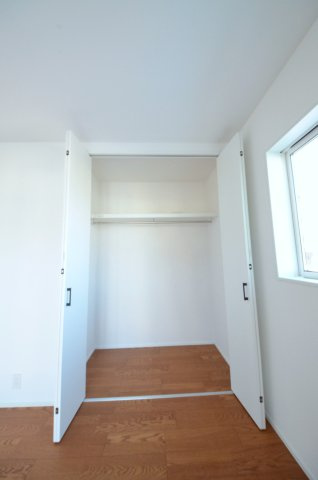 府中町八幡三丁目の収納|全居室収納スペース有、お部屋が広く綺麗に使えます