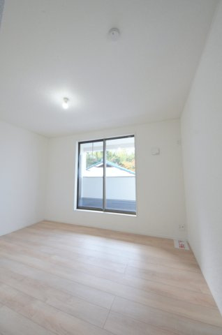 口田四丁目の洋室|全居室収納スペース有、お部屋が広く綺麗に使えます