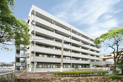 レジデンス中島の外観