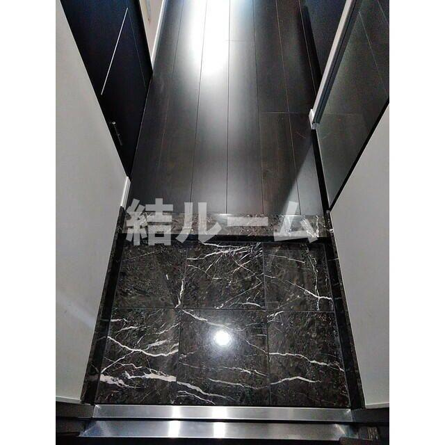 豊島区南大塚１丁目の賃貸マンションの玄関