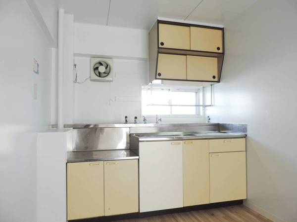 ビレッジハウス尾上3号棟のキッチン|ビレッジハウスの同一物件・同一タイプの間取りの写真です