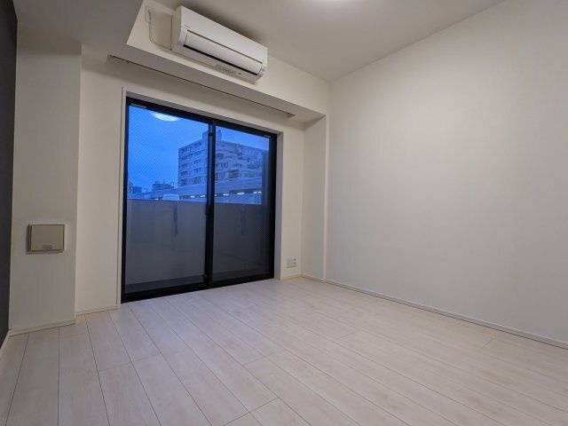 アジールコート東大井の洋室