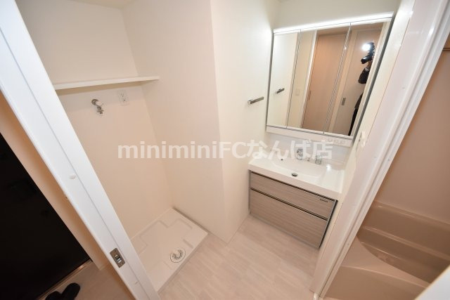 シーズンフラッツ新町の洗面所