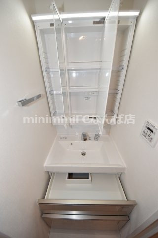 シーズンフラッツ新町